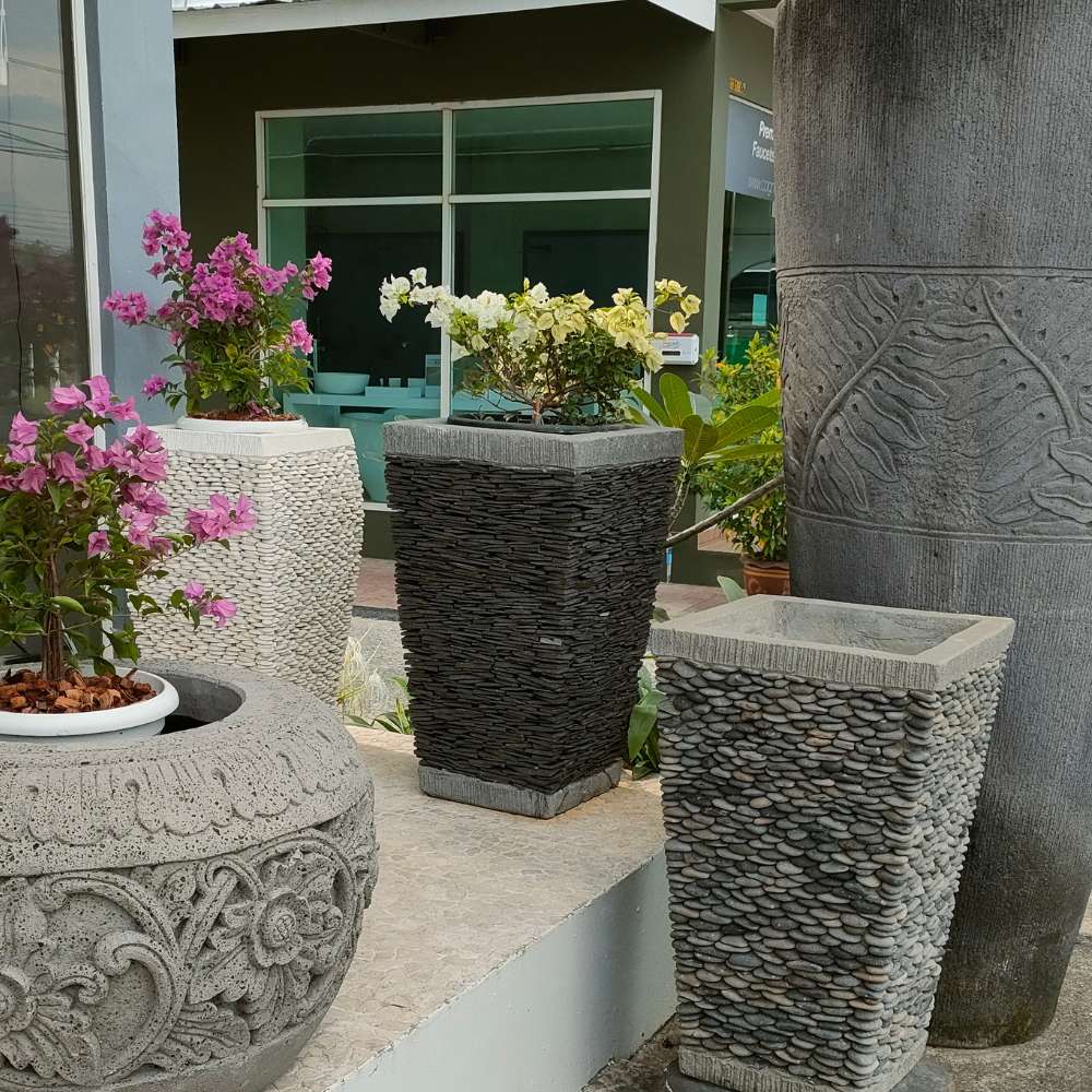 Villa Pottery in Phuket: Choosing Planters That Survive a Tropical Garden