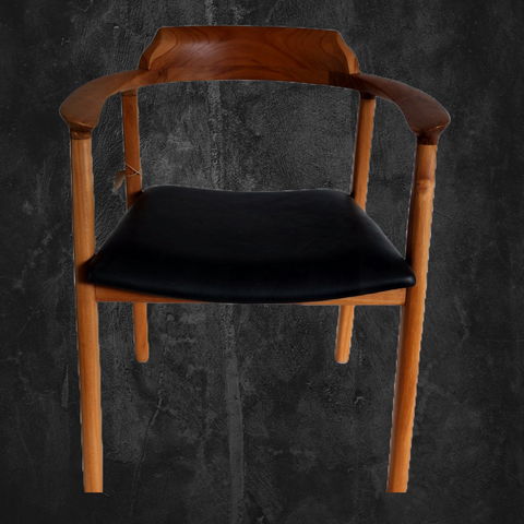 Обеденное кресло из тикового дерева/черной кожи