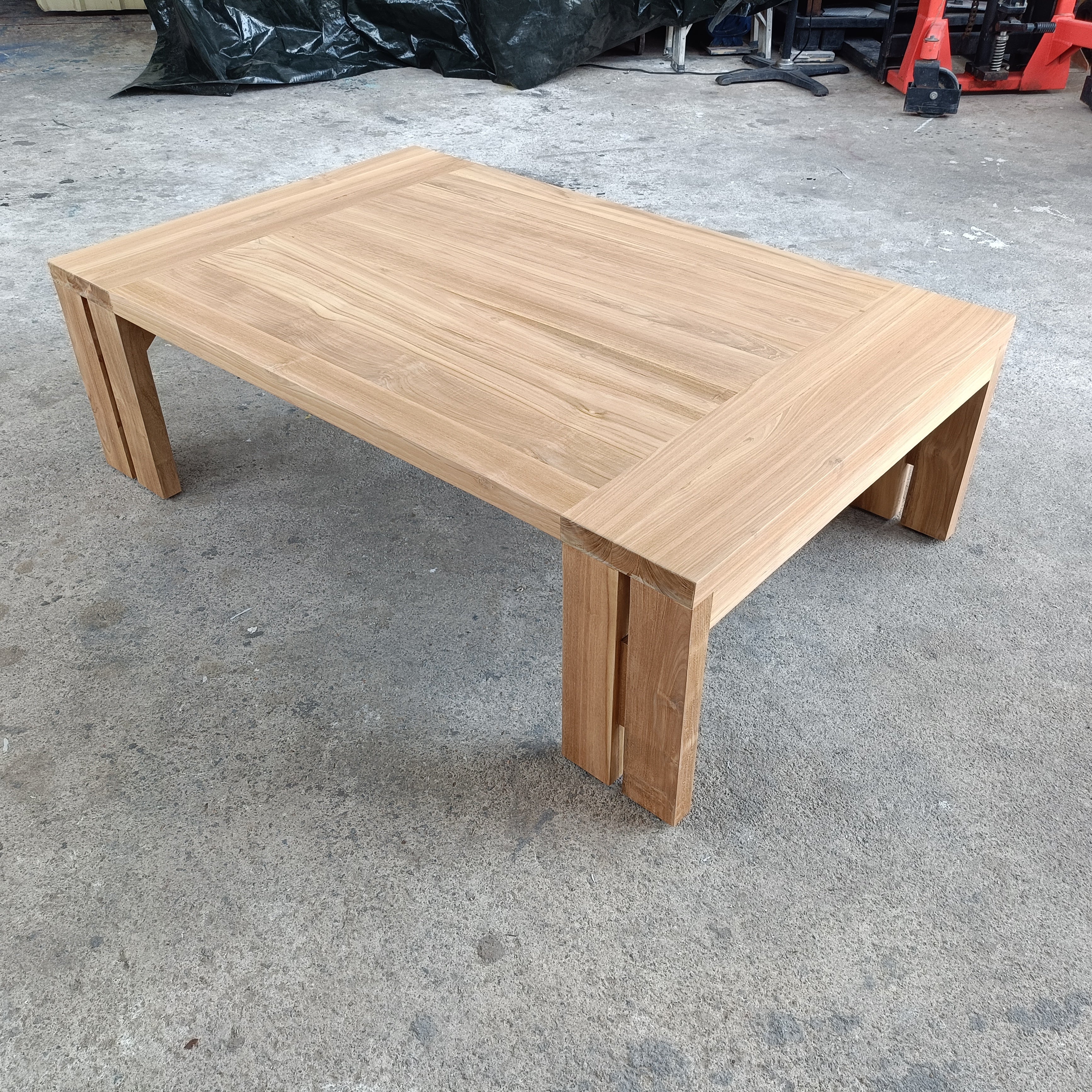 Teak Coffee Table OCTO