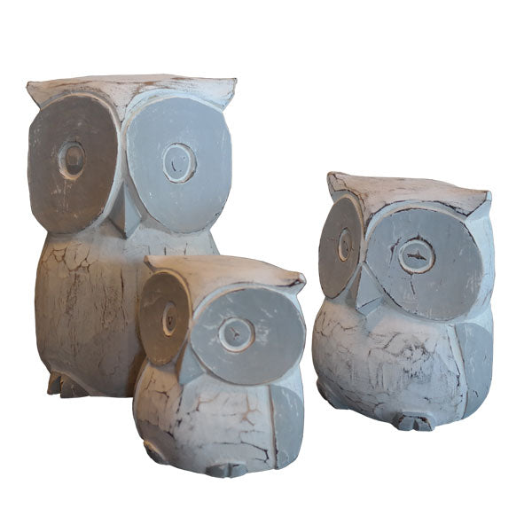 Decorative Wooden Owls Set.